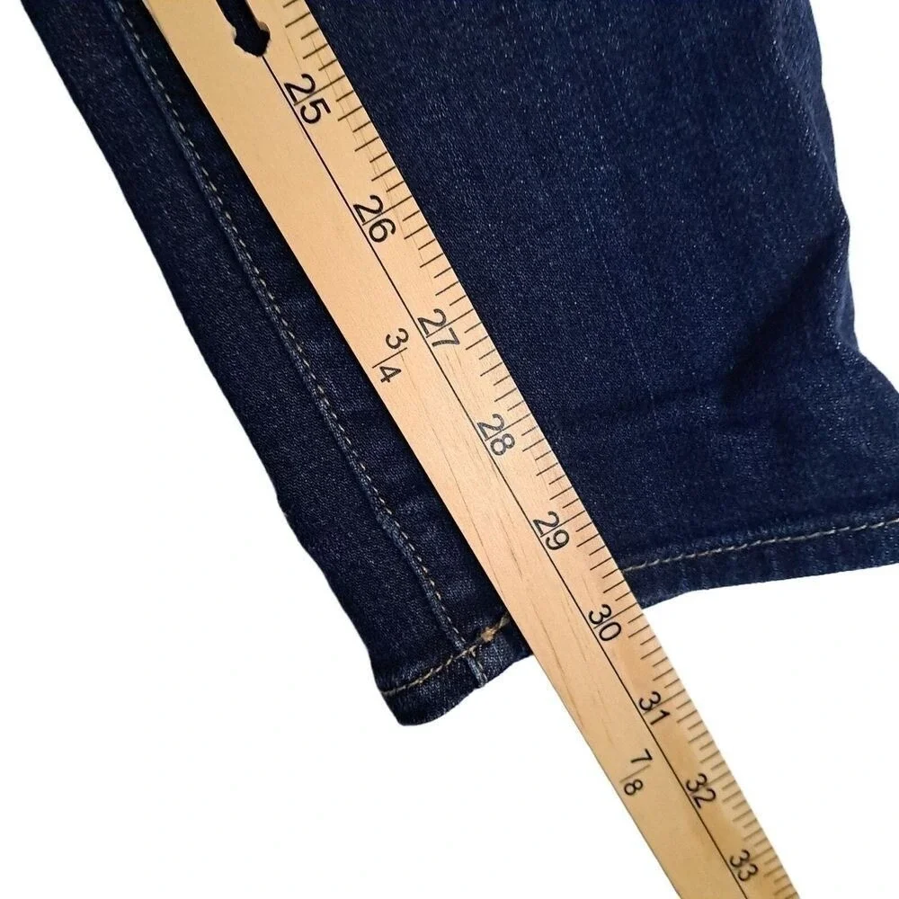 US Jeans Co step into
